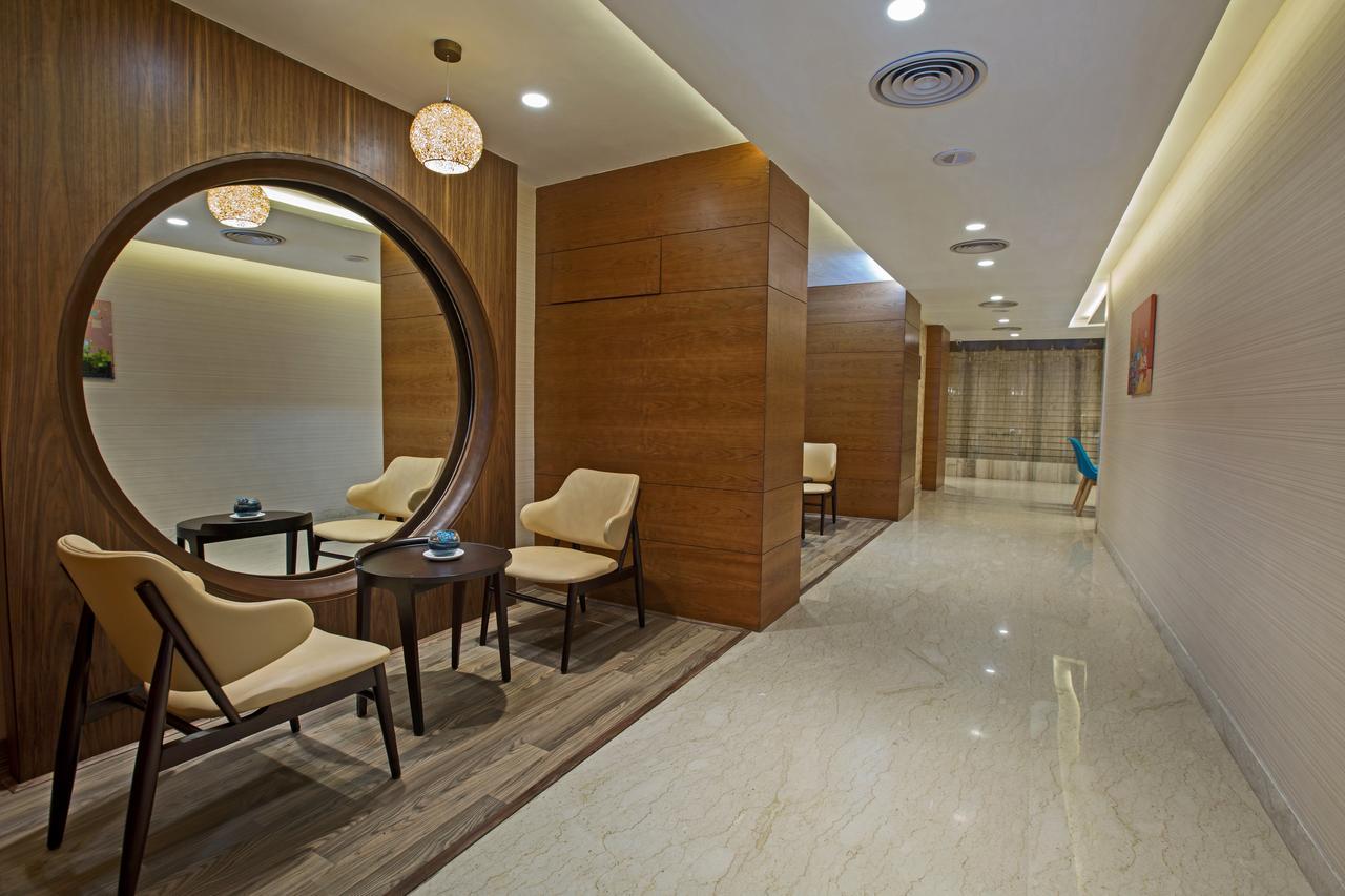 M Crown Hotel Šillong Exteriér fotografie